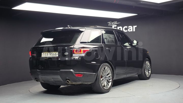 Land Rover Range Rover Sport 2017 — 2