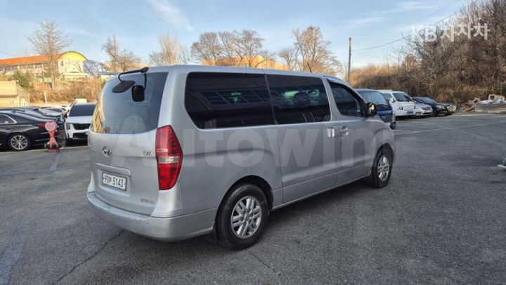 Hyundai Starex 2008 — 4