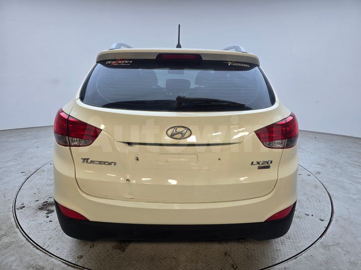 Hyundai Tucson 2011 — 5