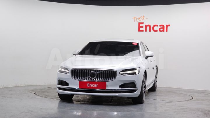 Volvo S90 2021 — 3