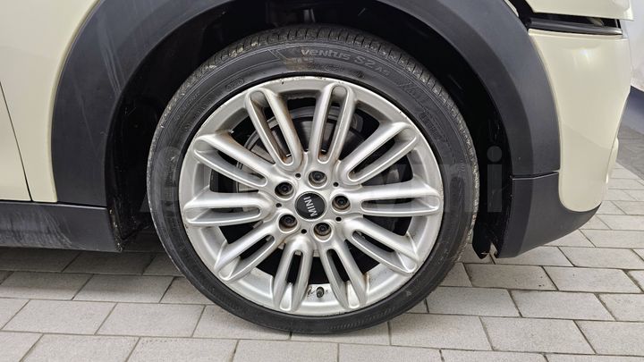 Mini Cooper 2015 — 5