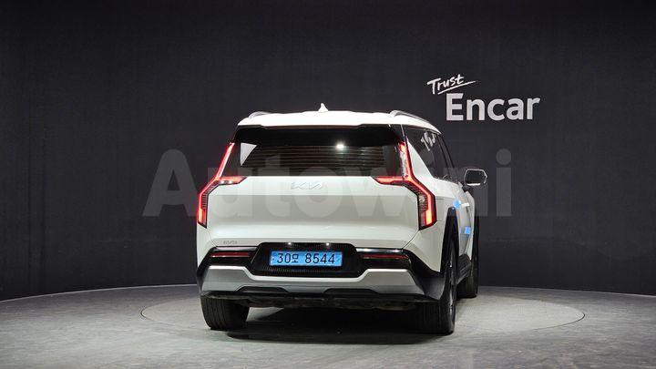 Kia EV9 2024 — 4