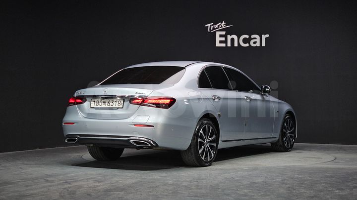 Mercedes-Benz E Class 2021 — 2