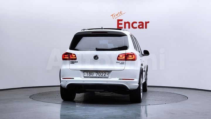 Volkswagen Tiguan 2013 — 4