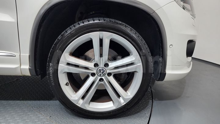 Volkswagen Tiguan 2013 — 5