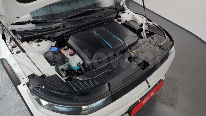 Hyundai Ioniq5 2022 — 5