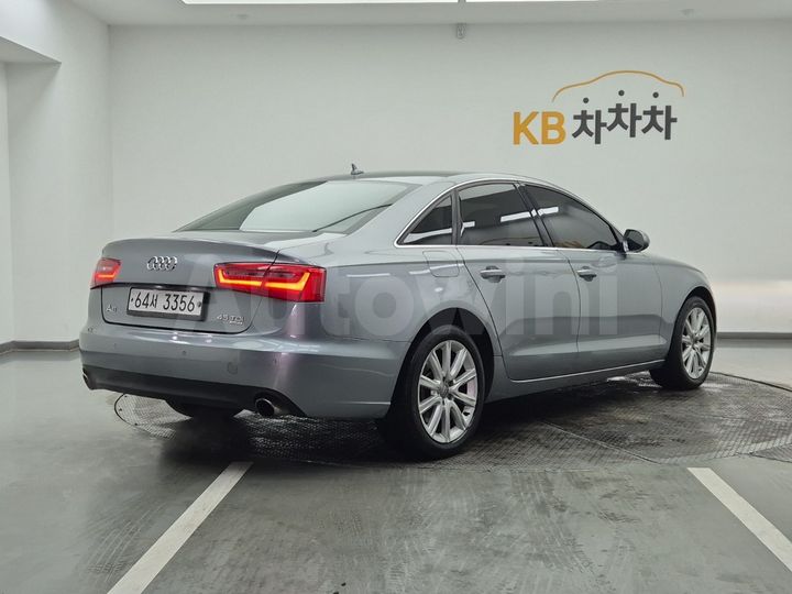 Audi A6 2015 — 4