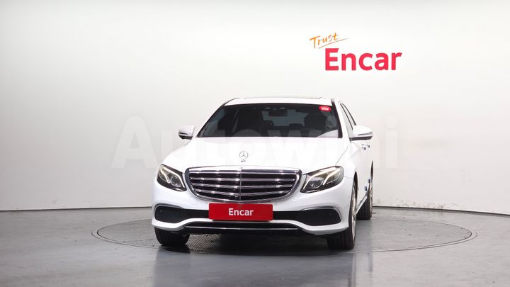 Mercedes Benz E Class 2019 — 3