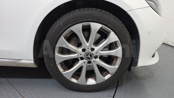 Mercedes Benz E Class 2019 — 5