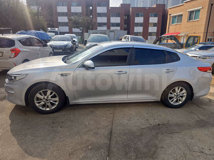 Kia K5 2018 — 2