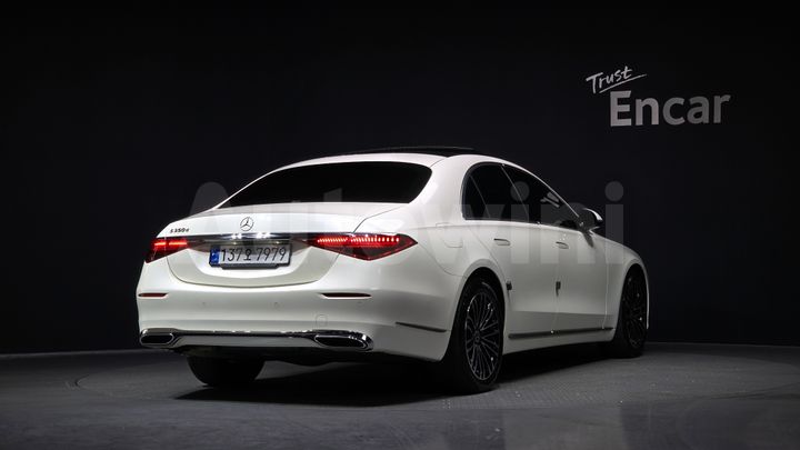 Mercedes Benz S Class 2022 — 2