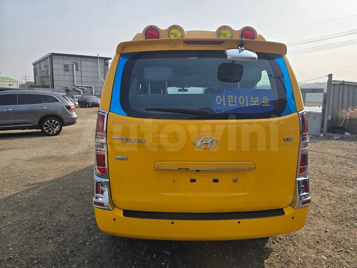 Hyundai Starex 2017 — 5
