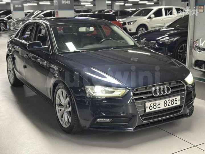 Audi A4 2013 — 2