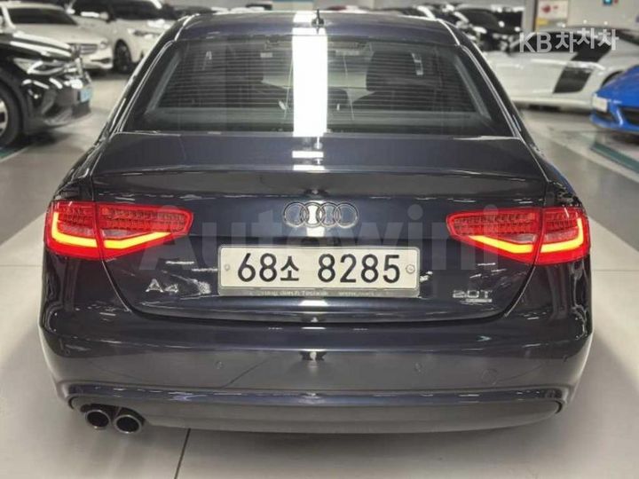 Audi A4 2013 — 3