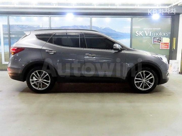 Hyundai SantaFe 2016 — 3