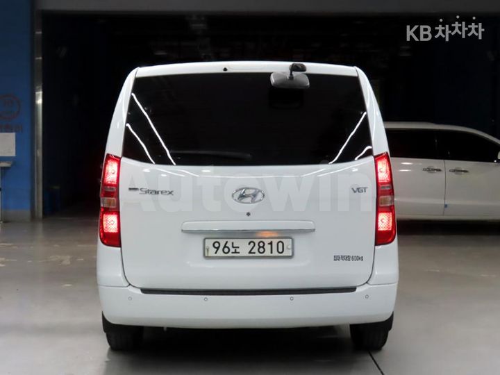 Hyundai Starex 2016 — 3