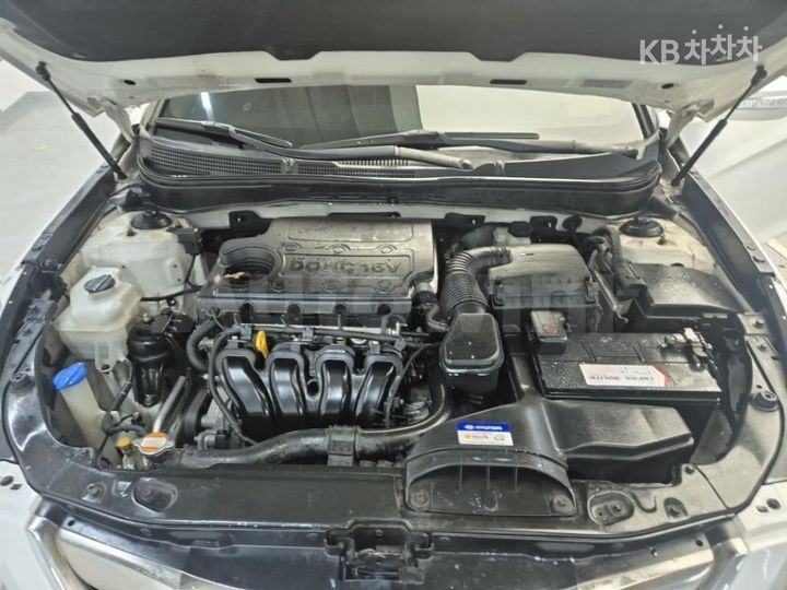 Hyundai Sonata 2011 — 5