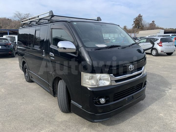 Toyota Hiace 2009 — 3