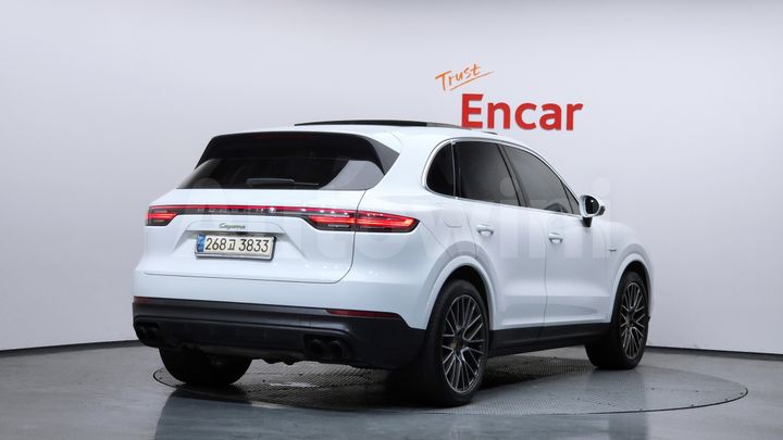 Porsche Cayenne 2020 — 3