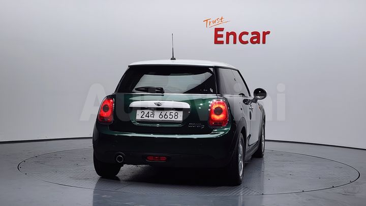Mini Cooper 2015 — 4