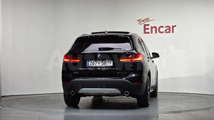 BMW X1 2021 — 5