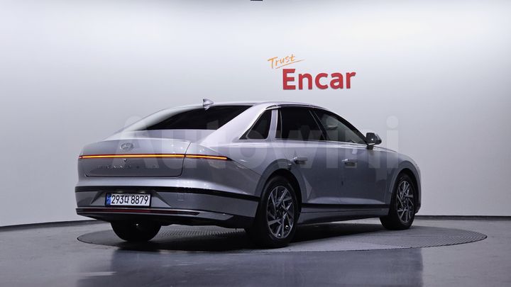 Hyundai Grandeur 2023 — 2