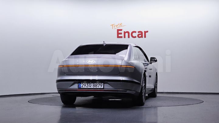 Hyundai Grandeur 2023 — 4