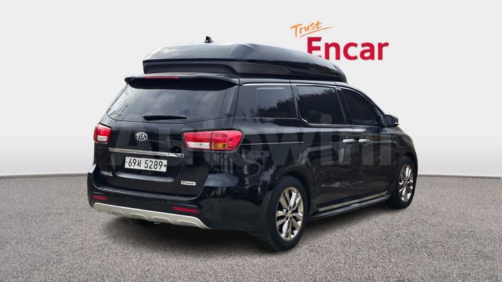 Kia Carnival 2017 — 2