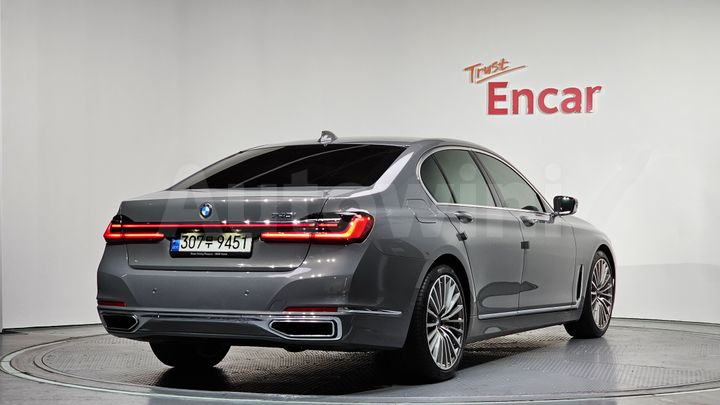 BMW 7 Series 2022 — 2