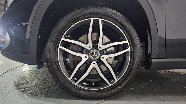 Mercedes Benz GLA Class 2019 — 4