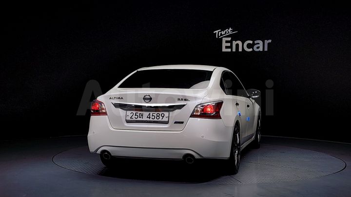 Nissan Altima 2013 — 4