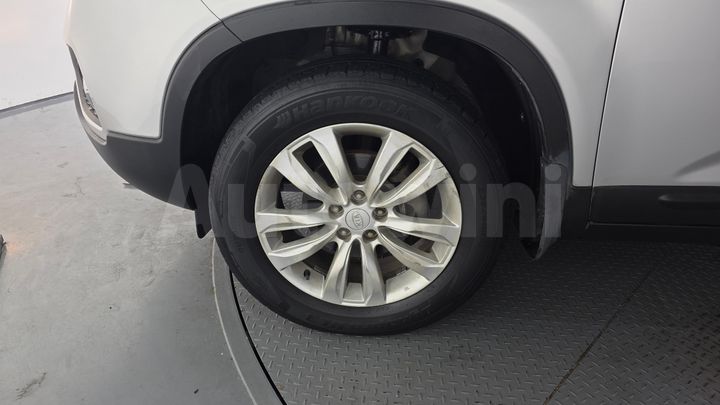 Kia Sorento 2010 — 5