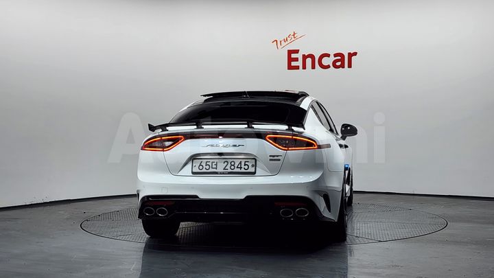 Kia Stinger 2020 — 3