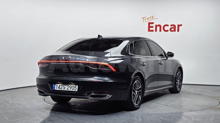 Hyundai Grandeur 2021 — 2