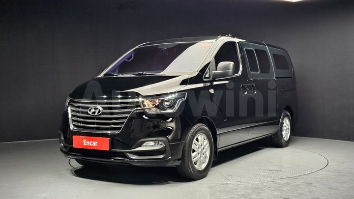 Hyundai Starex 2018 — 2