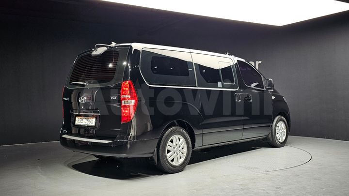 Hyundai Starex 2018 — 3