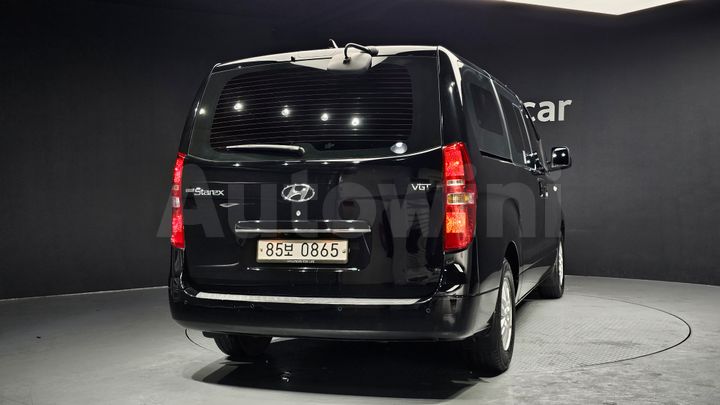 Hyundai Starex 2018 — 5