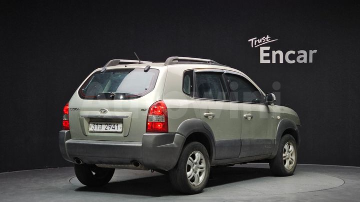Hyundai Tucson 2009 — 2