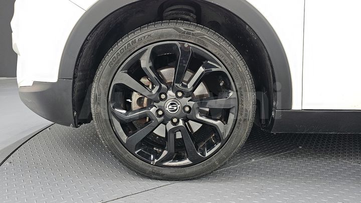 KGM (Ssangyong) Tivoli 2015 — 5