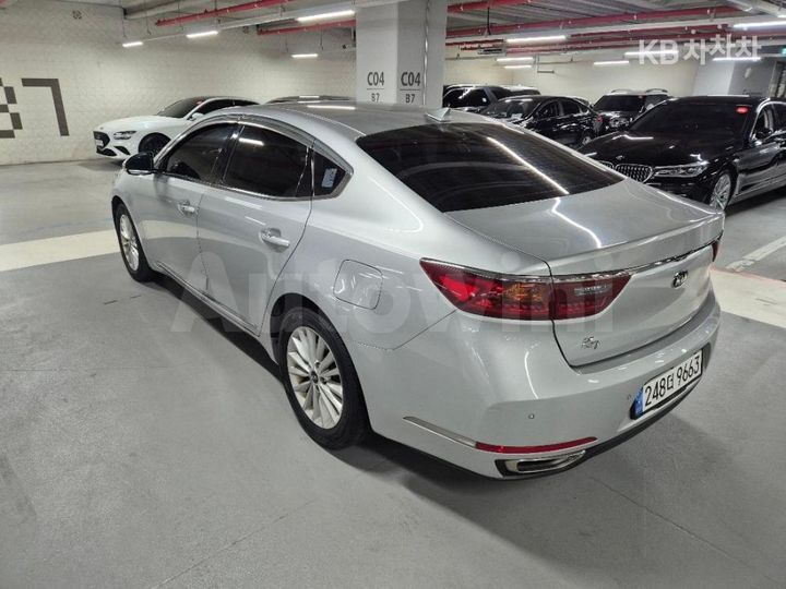 Kia K7 2018 — 4