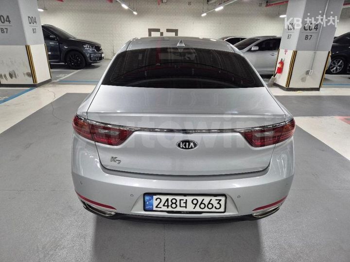 Kia K7 2018 — 5