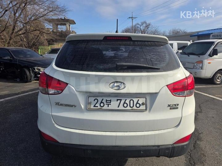 Hyundai Tucson 2011 — 4