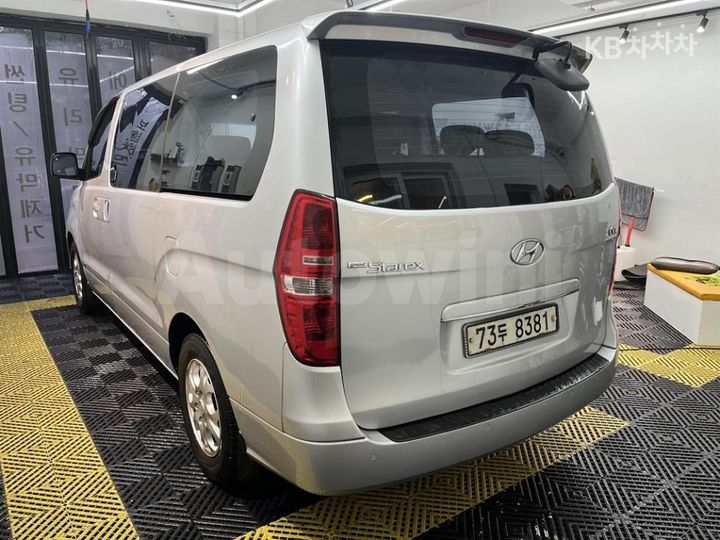 Hyundai Starex 2008 — 5