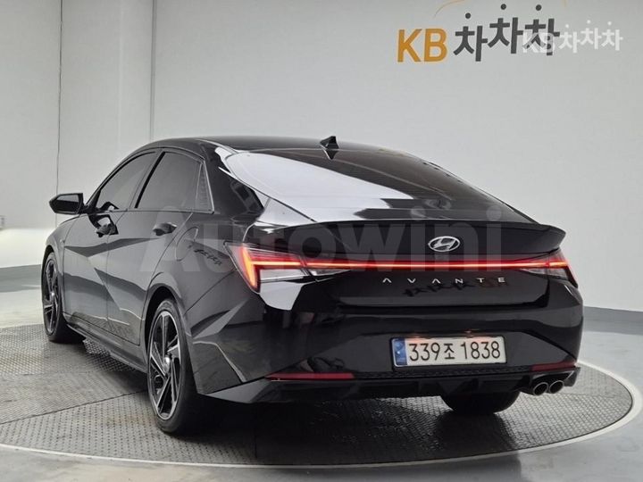 Hyundai Avante 2021 — 2
