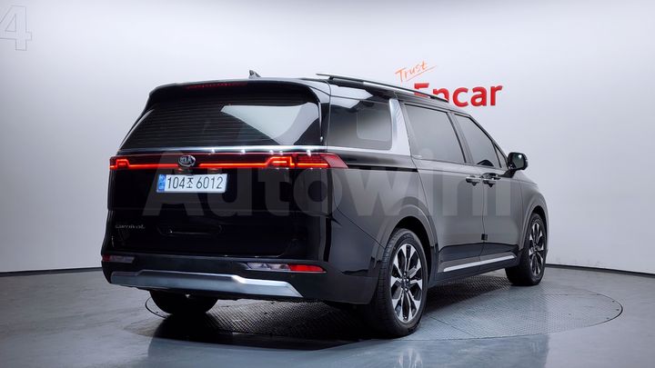Kia Carnival 2021 — 2