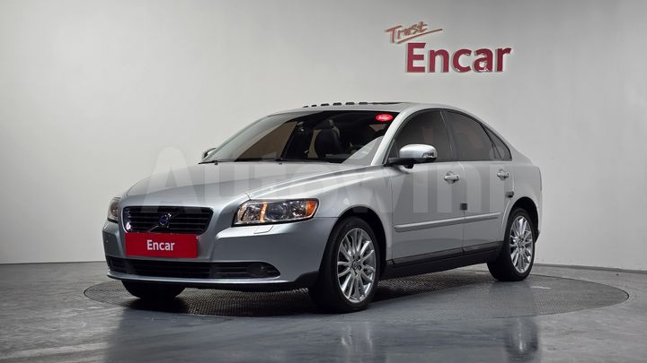 Volvo S40