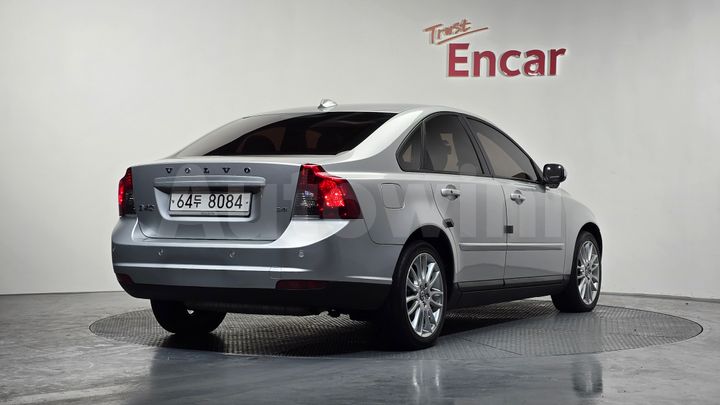Volvo S40