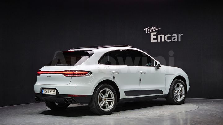 Porsche Macan 2021 — 2