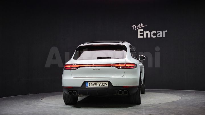 Porsche Macan 2021 — 4