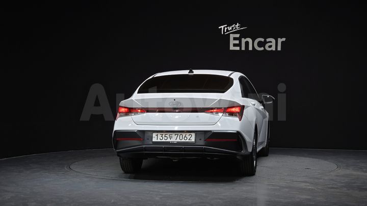 Hyundai Avante 2024 — 4